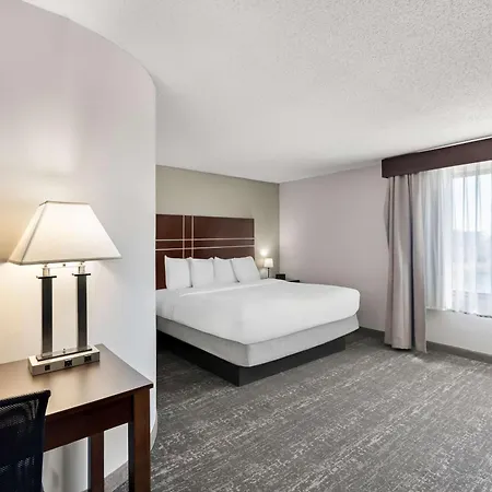 Best Western Luxbury Inn Fort Wayne Exterior photo