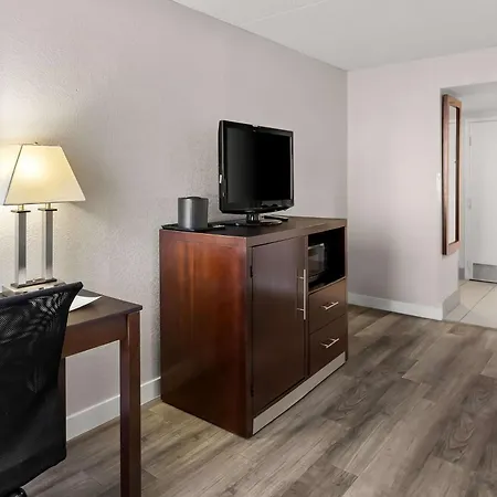 Best Western Luxbury Inn Fort Wayne Exterior photo