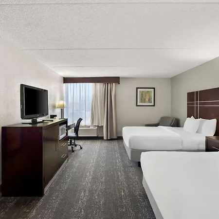 Best Western Luxbury Inn Fort Wayne Exterior photo