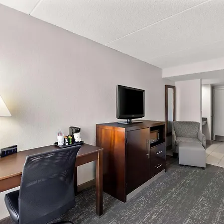 Best Western Luxbury Inn Fort Wayne Exterior photo