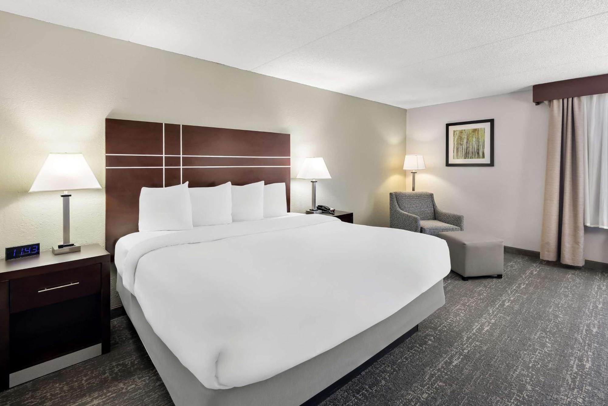Hotel Western Luxbury Wayne 3*