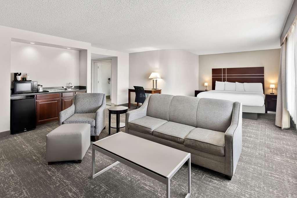 Western Luxbury Wayne Fort Wayne