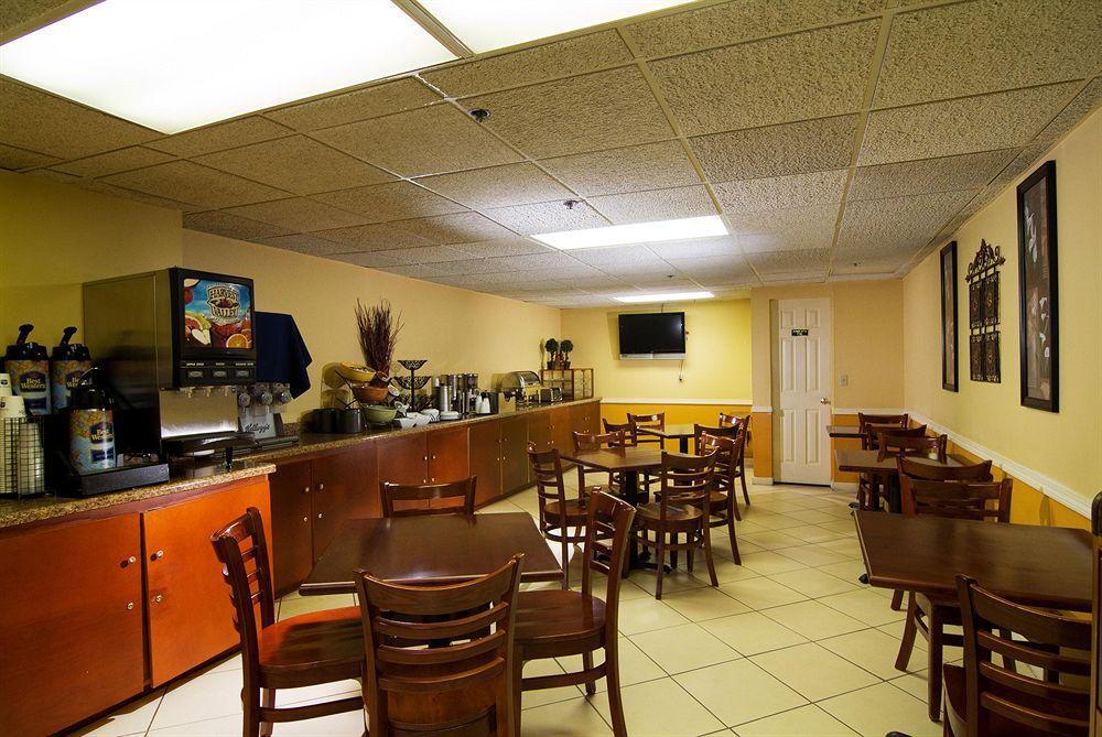 Western Luxbury Wayne Fort Wayne