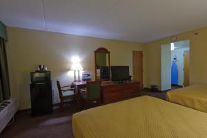 Western Luxbury Wayne Hotel Fort Wayne